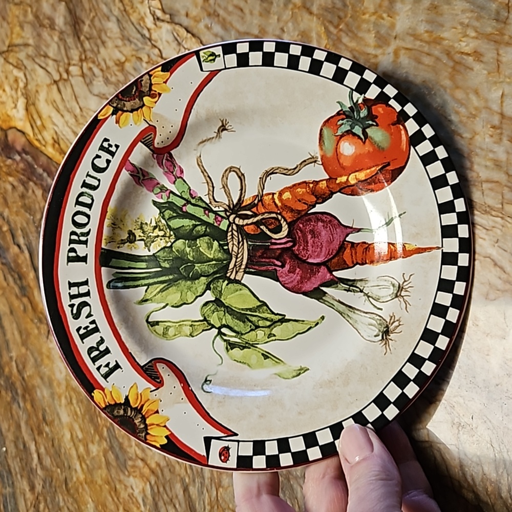 SAKURA Farmers Market Salad Plate dish